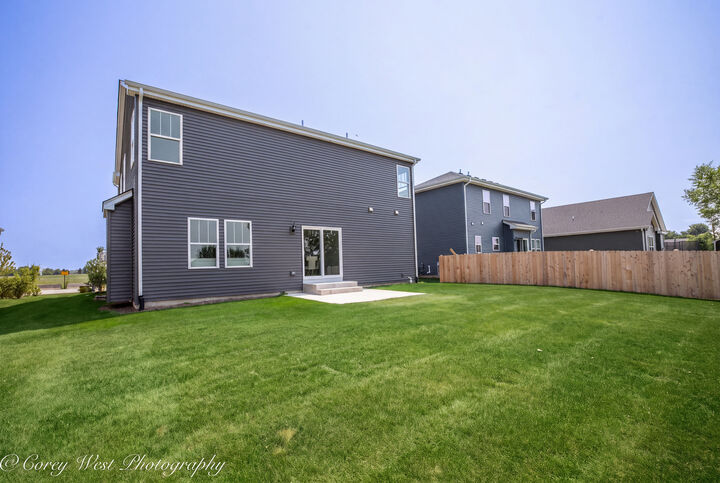 Property Photo:  335 N. Aspen Drive  IL 60112 