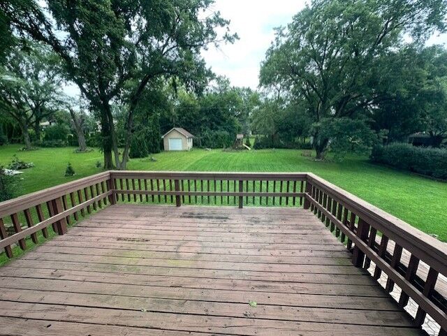 Property Photo: 9S711 Brookbank Road IL 60527