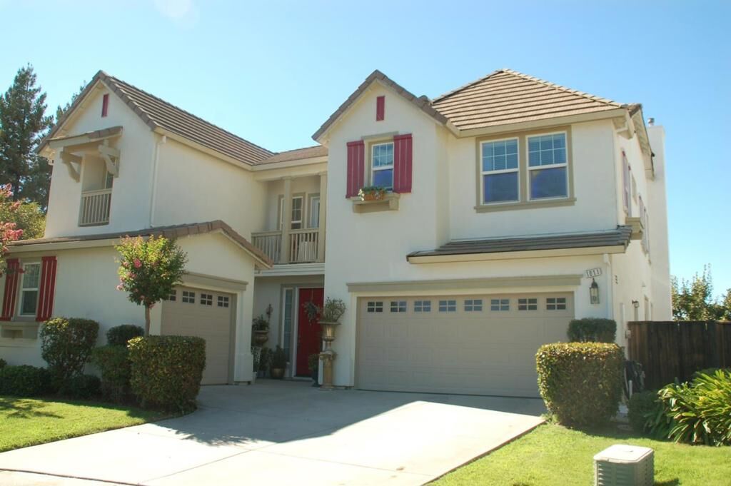 Property Photo: