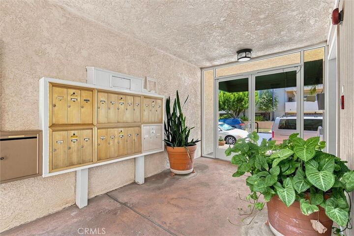 Property Photo:  4807 Beck Avenue 4  CA 91601 