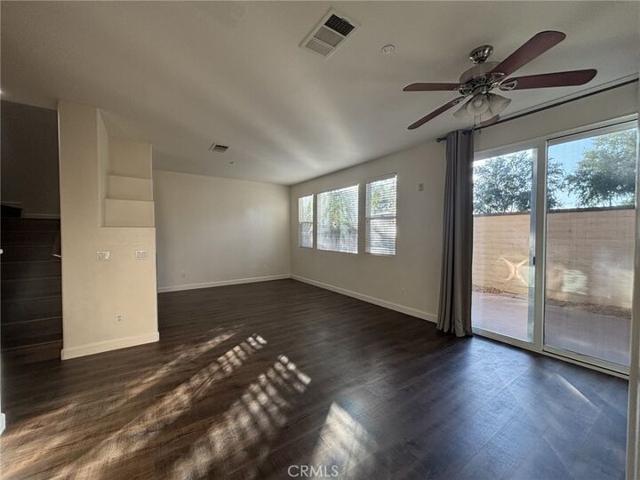 Property Photo:  41737 Ridgewalk St. 1  CA 92562 