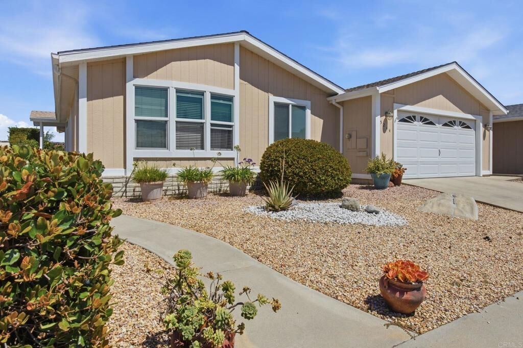 Property Photo:  5244 Weymouth Way  CA 92057 