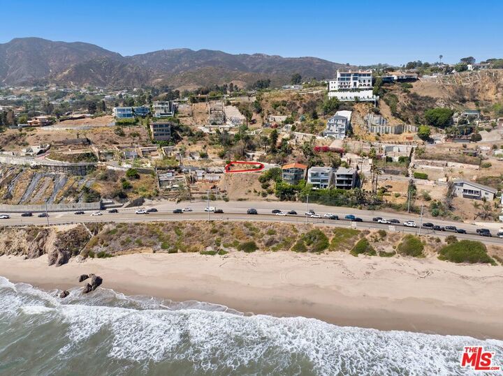Property Photo:  17834 Porto Marina Way  CA 90272 