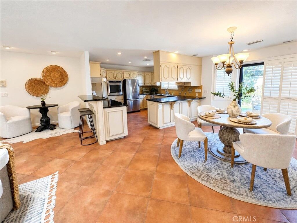 Property Photo:  986 Post Road  CA 92626 