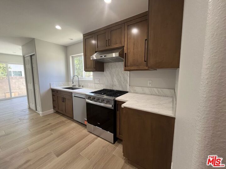 Property Photo: 1840 Deodora Street CA 93065