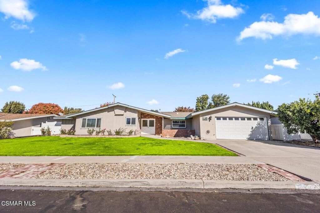 Property Photo:  1217 Coventry Drive  CA 91360 