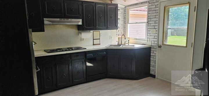 Property Photo:  606 Woodland Lane  WV 24740 