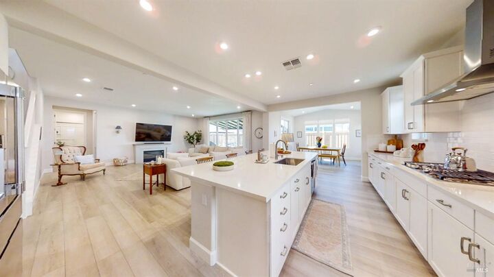 Property Photo:  425 Vanderbilt Drive  CA 95620 