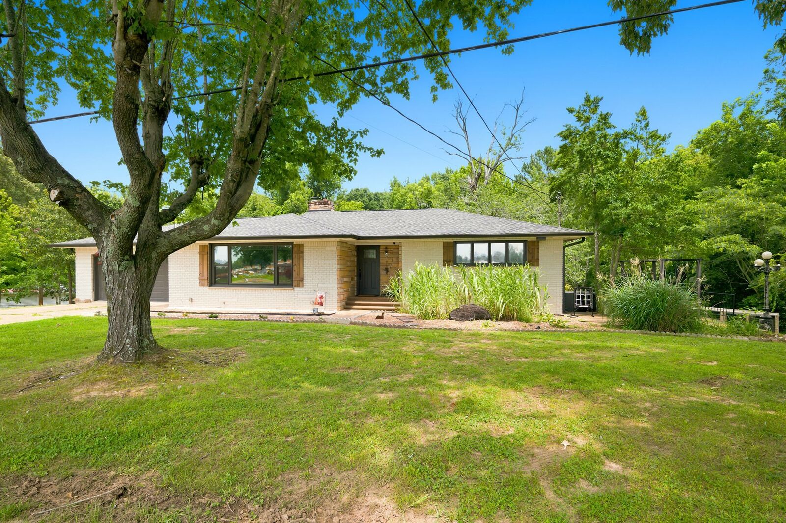 Property Photo: 250 Washington Ave TN 38320