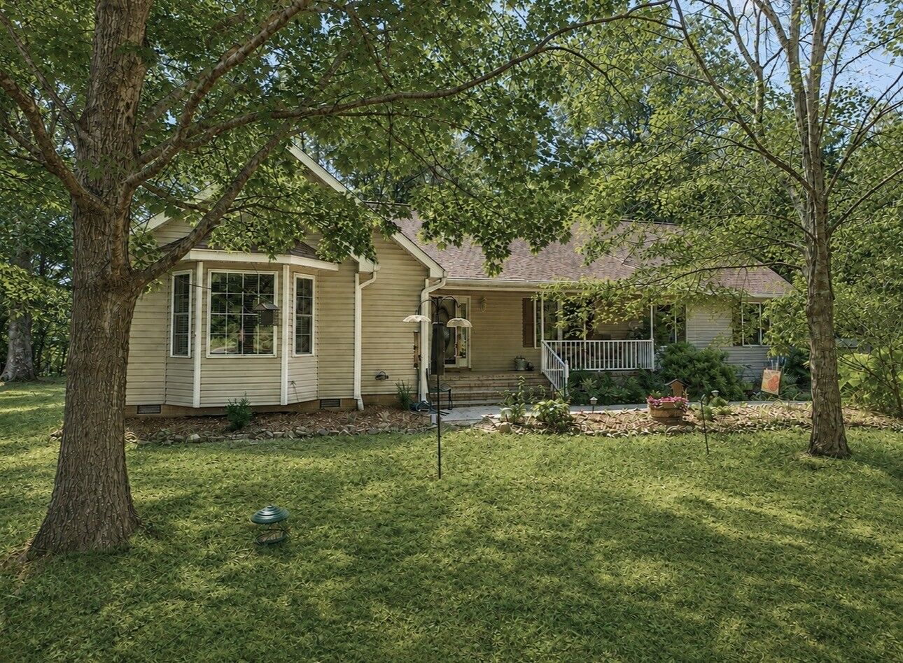 Property Photo:  161 Ponder Ln  TN 37166 