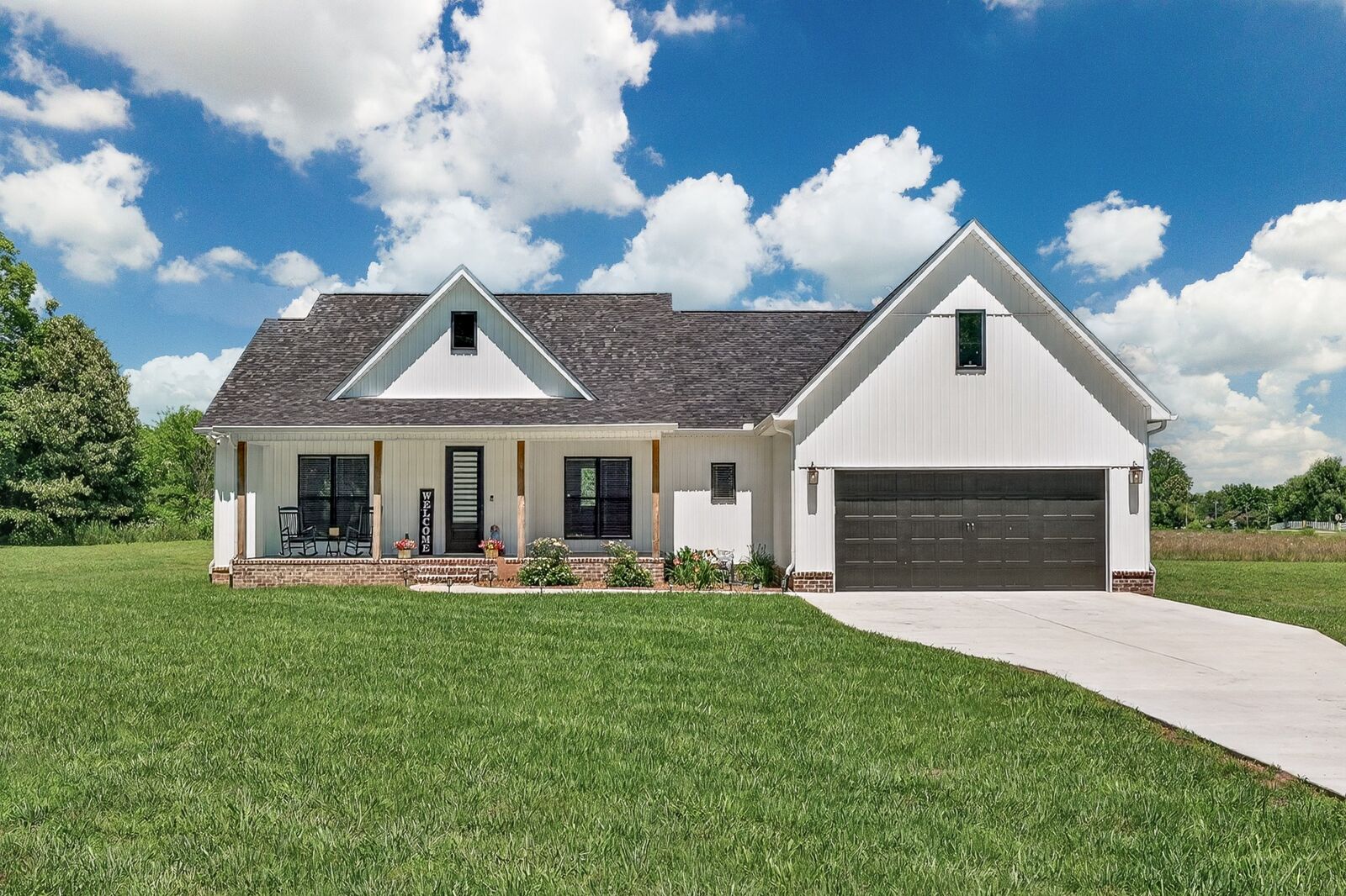 Property Photo: 9 Town Rd TN 37334