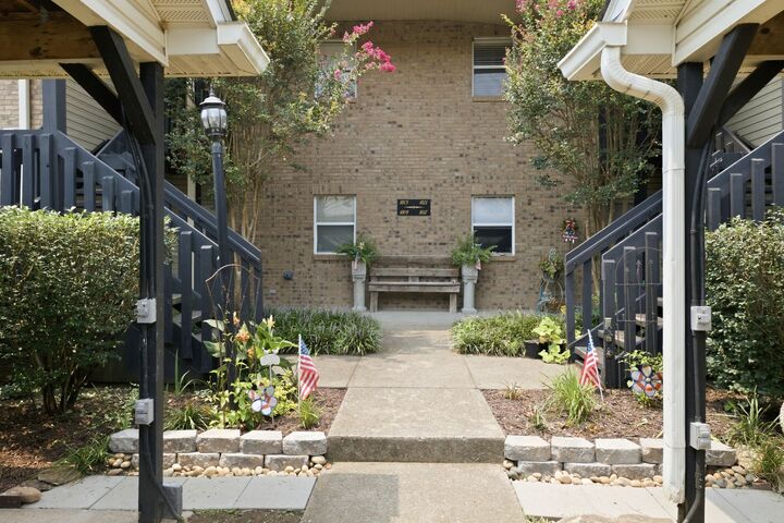 Property Photo:  1809 Brockton Pl  TN 37064 