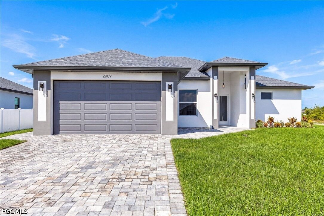 Property Photo:  2909 NW 5th Avenue  FL 33993 