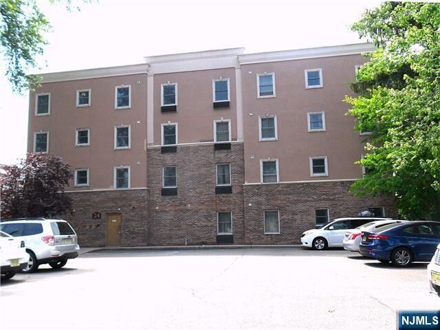 Property Photo: 24 S William Street 403 NJ 07621