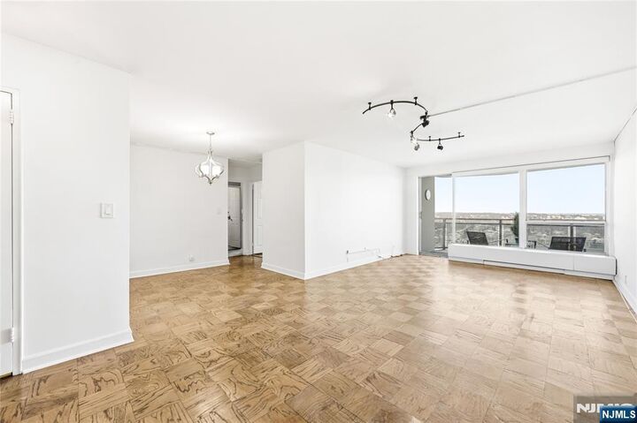 Property Photo: 2077 Center Avenue 20F NJ 07024