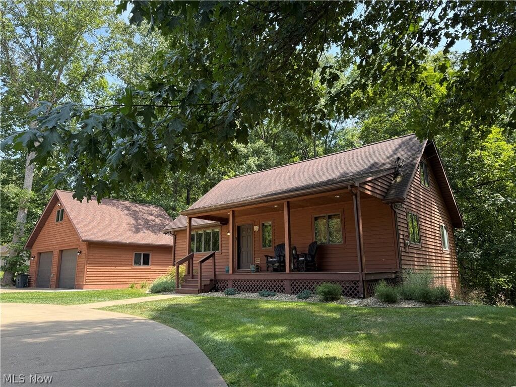 Property Photo: 85 Knob Court OH 45784