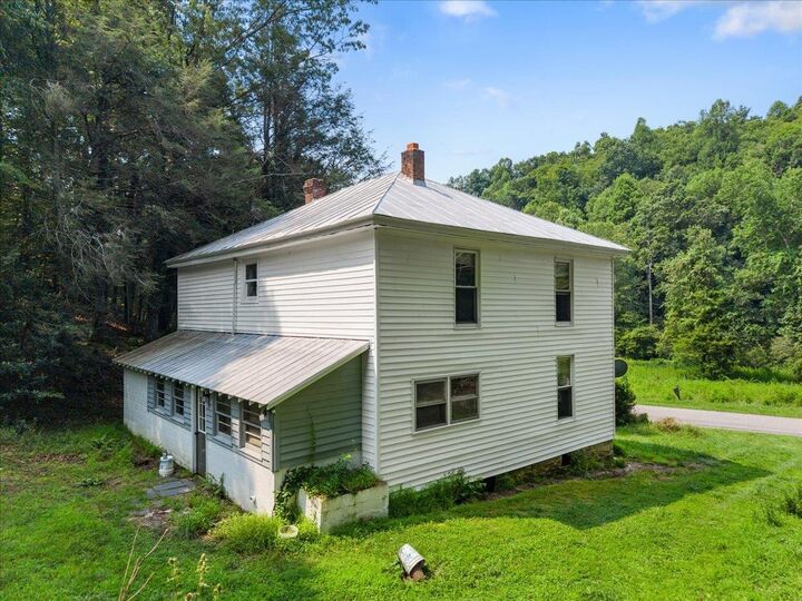 Property Photo:  407 Graysville Road  VA 24079 