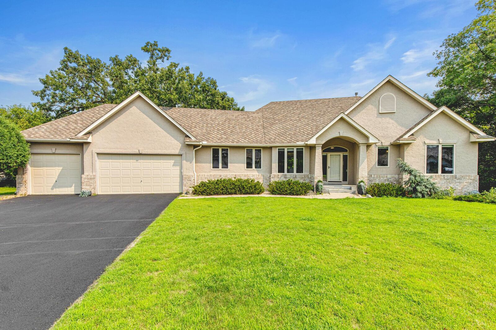 Property Photo: 7036 Crowne Oak Road MN 55344