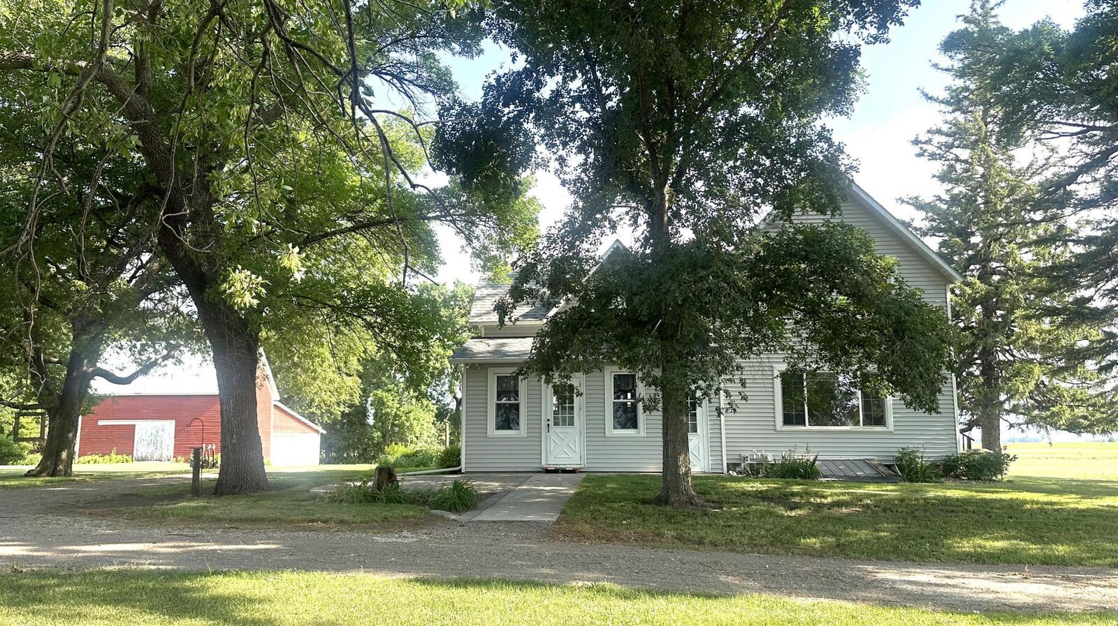 Property Photo: 5010 20th Street SW MN 56265