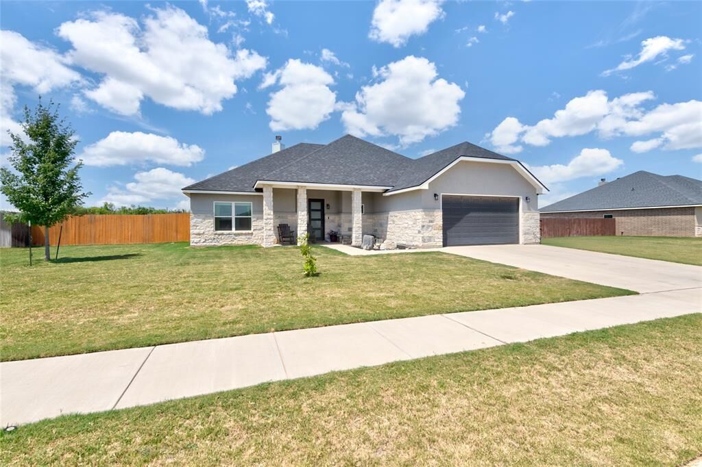 Property Photo: 128 Hawker Lane TX 79602