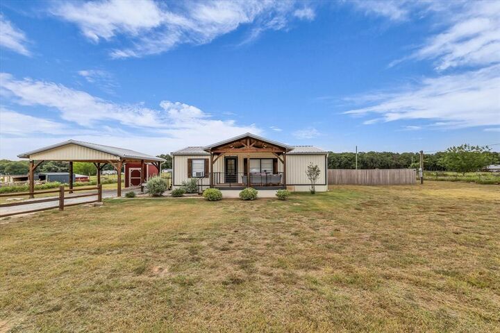 Property Photo:  1810 Mary Ware Drive  TX 76705 