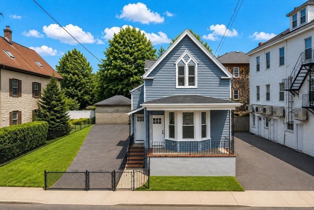 Property Photo: 216 State St MA 02740