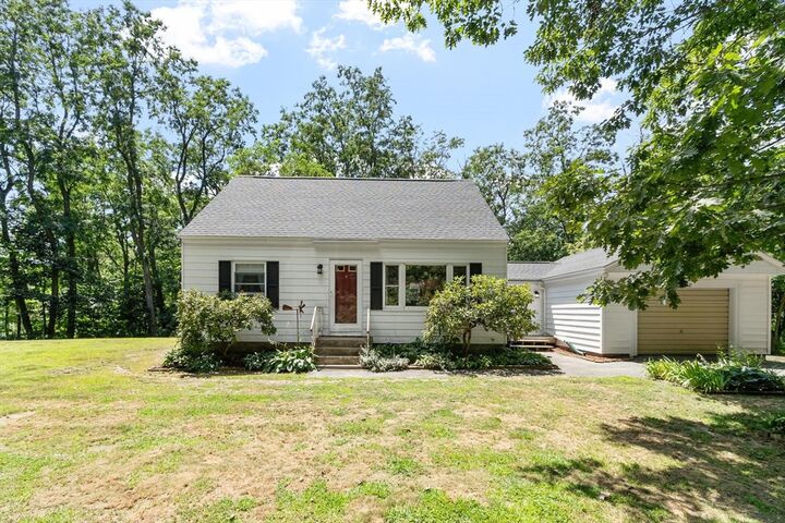 Property Photo: 430 Williams Rd MA 01420