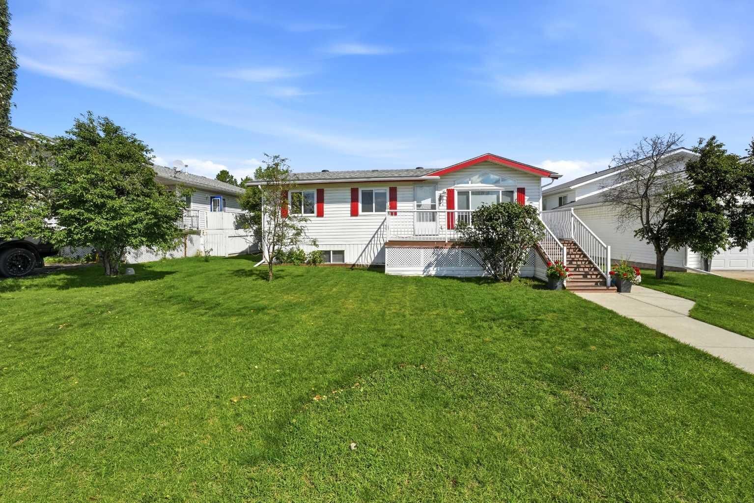 Property Photo:  4591 Eastview Crescent  AB T0C 2J0 