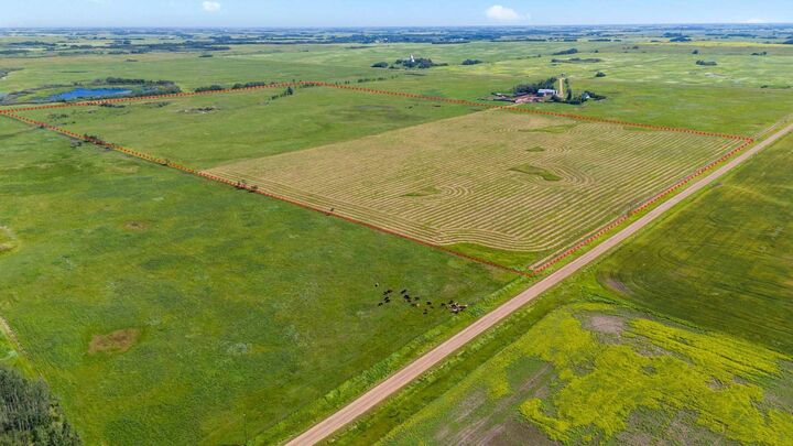 Property Photo: W Of RR 191, Twp Rd 482A AB T0B 2M2