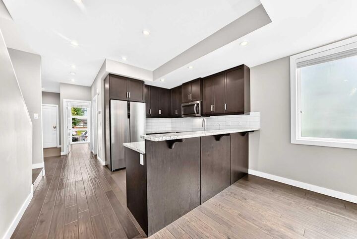 Property Photo: 1317 20 Avenue NW AB T3M 1G4