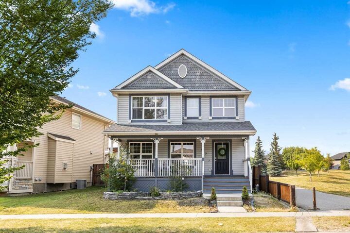 813 Prestwick Circle SE — photo 1