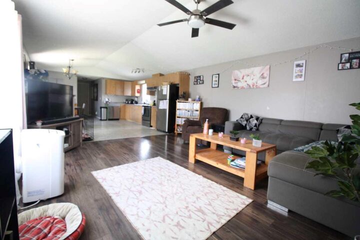 Property Photo:  9 Deerridge Drive  AB T0H 1Z0 