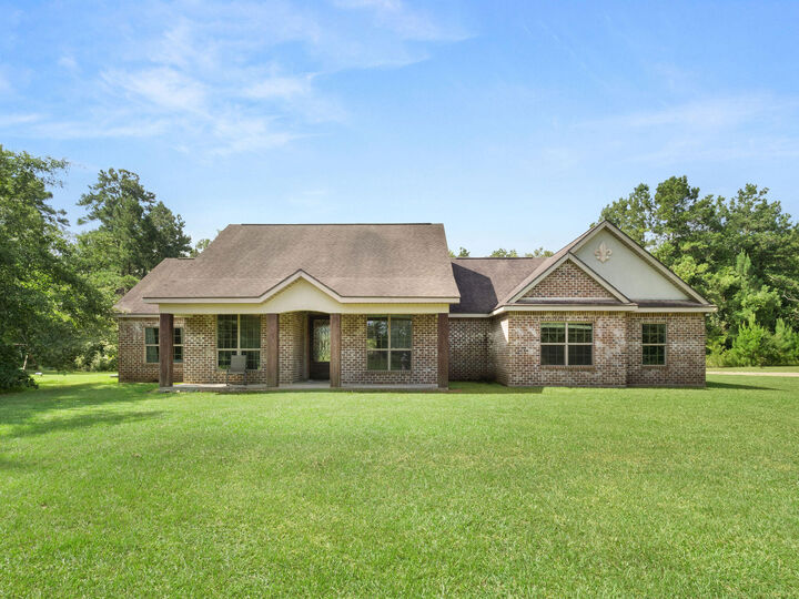 Property Photo:  1256 Alexandria  LA 71446 