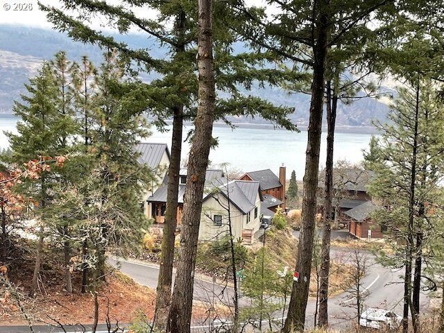 Property Photo: Asher St 32 OR 97040