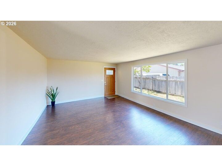 Property Photo: 1126 Boyer Ct OR 97415