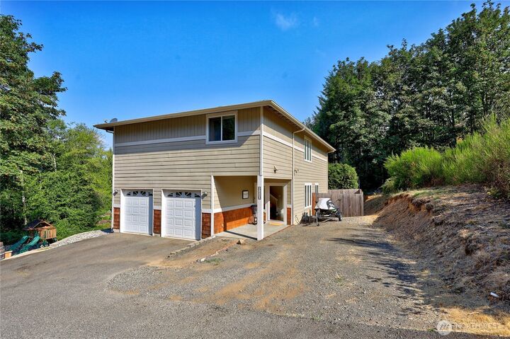 Property Photo: 6110 Lakemont Lane WA 98312