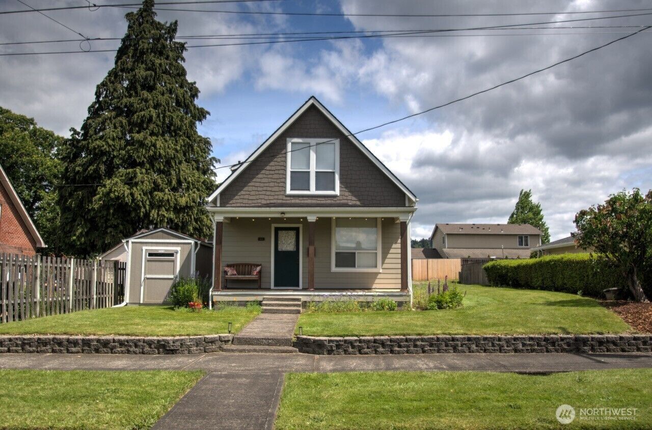 Property Photo: 664 NW New York Avenue WA 98532