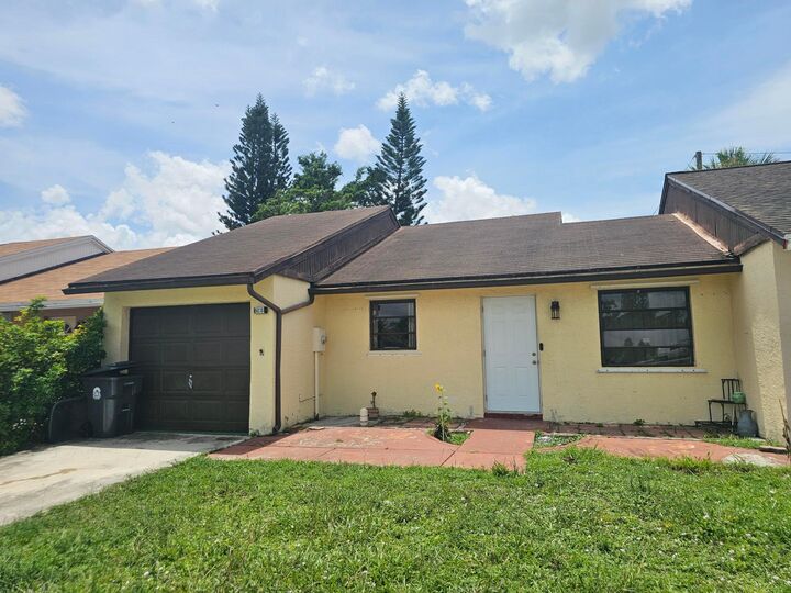 Property Photo: 5078 Ambler Lane FL 33463