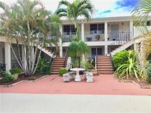 Property Photo:  756 N 17th Avenue 14  FL 33020 