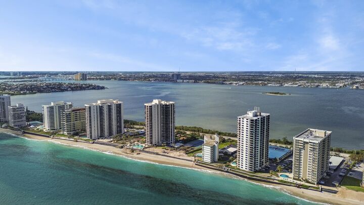 Property Photo: 5420 N Ocean Drive 502 FL 33404