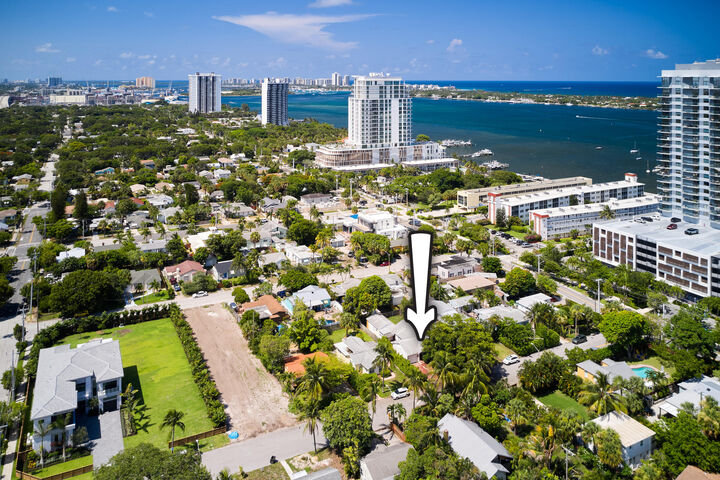 Property Photo: 415 43rd Street FL 33407