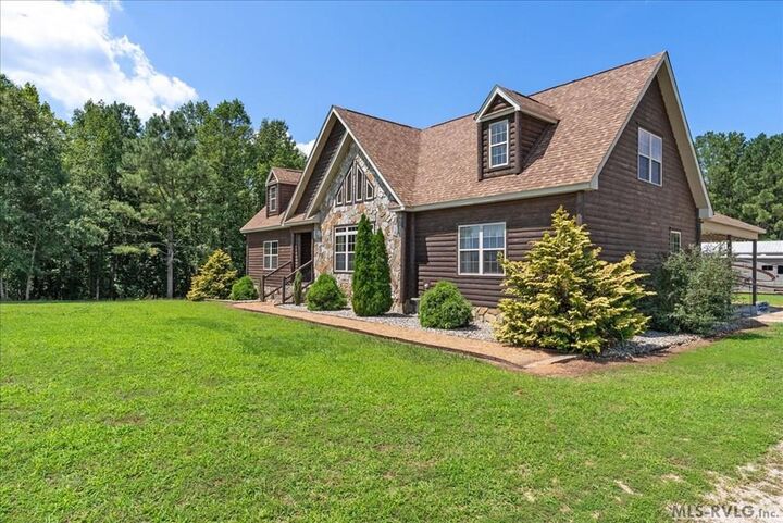 Property Photo:  306 Canoe Creek Rd  NC 27832 