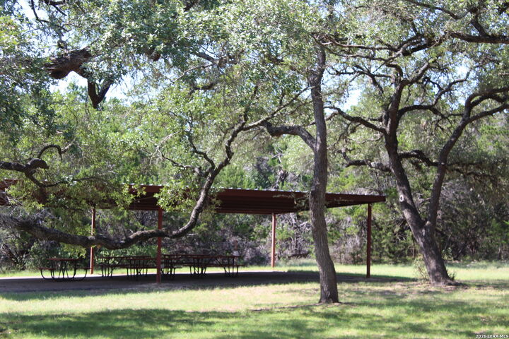 Property Photo:  858 Ledgeview  TX 78133 