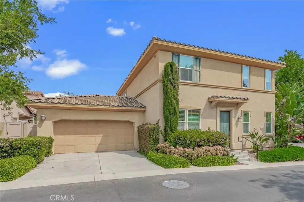 Property Photo:  219 Wicker  CA 92618 