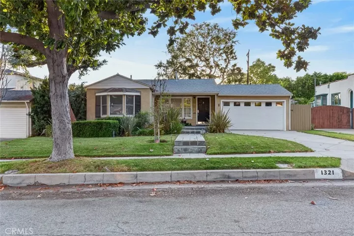 Property Photo:  1321 Graynold  CA 91202 