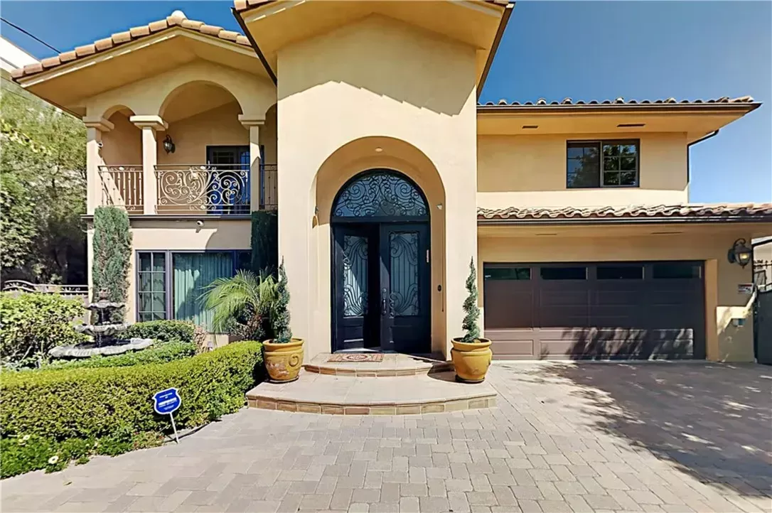 Property Photo: 12403 Erwin Street CA 91606