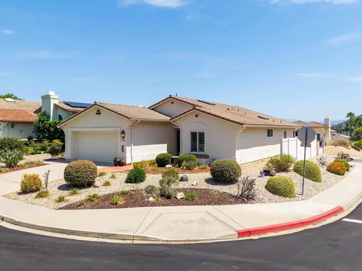 Property Photo:  18006 Calle Estepona  CA 92128 
