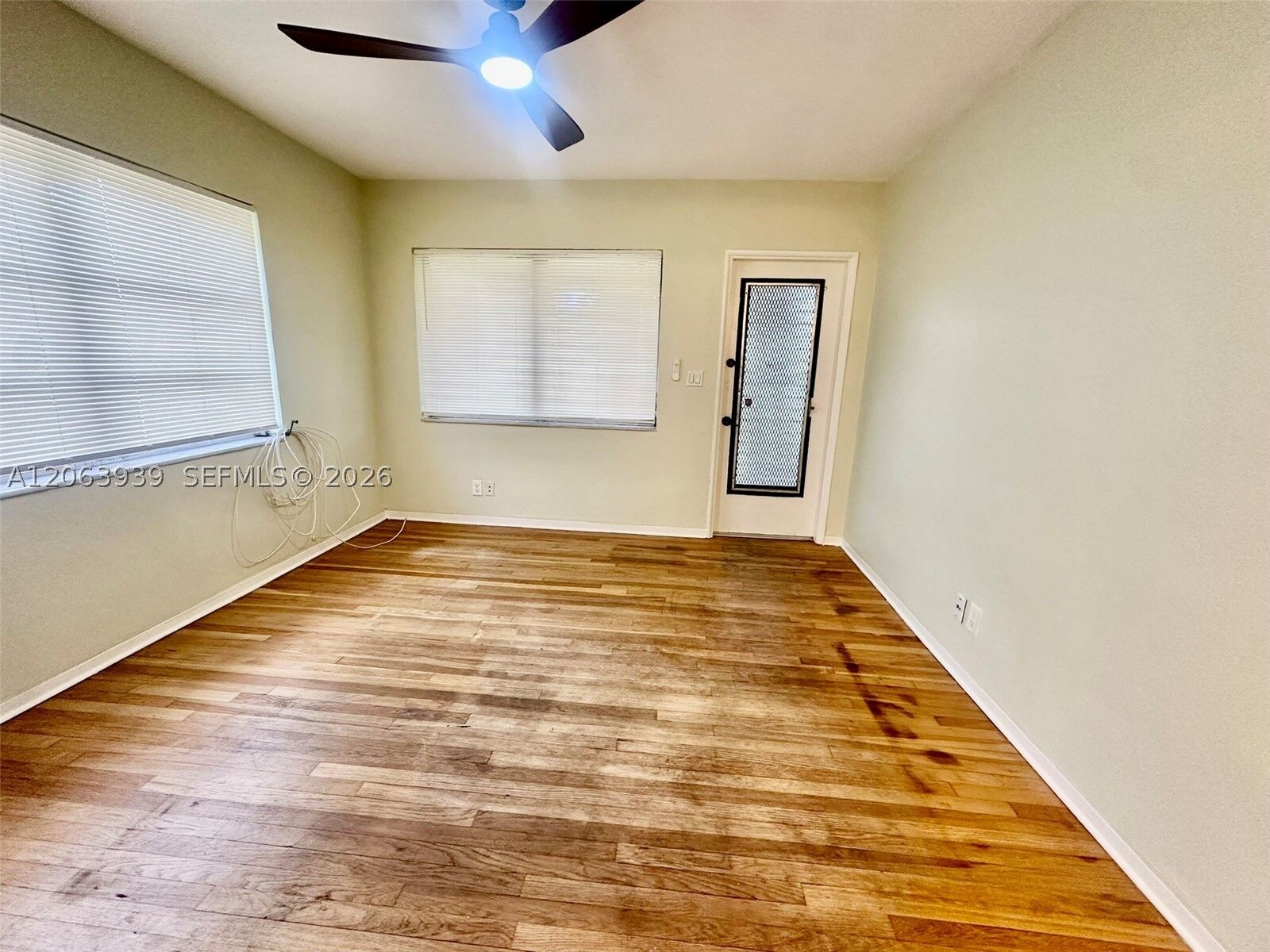 Property Photo:  2325 Fillmore St 2  FL 33020 