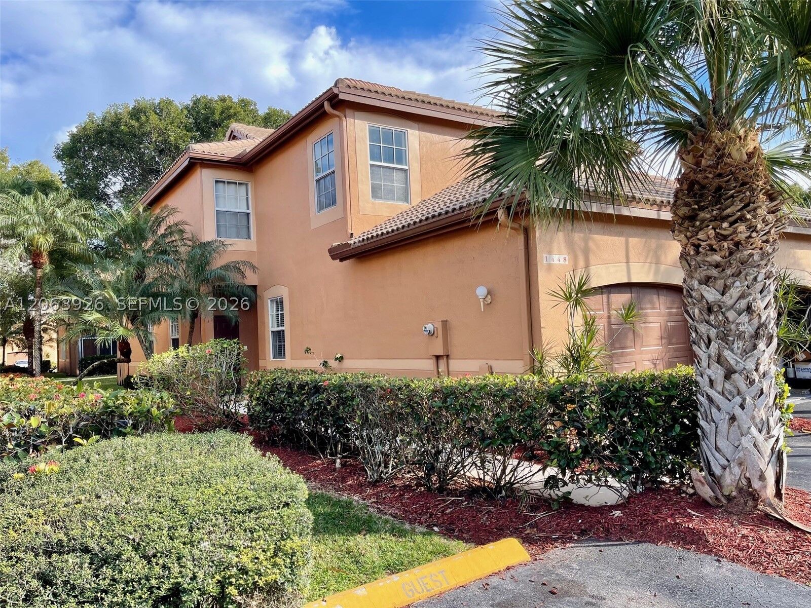 Property Photo:  1448 Barcelona Way 1-23  FL 33327 