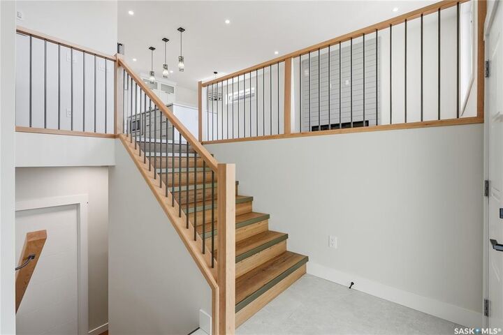 Property Photo:  814 Ballesteros Crescent  SK S0K 4S0 